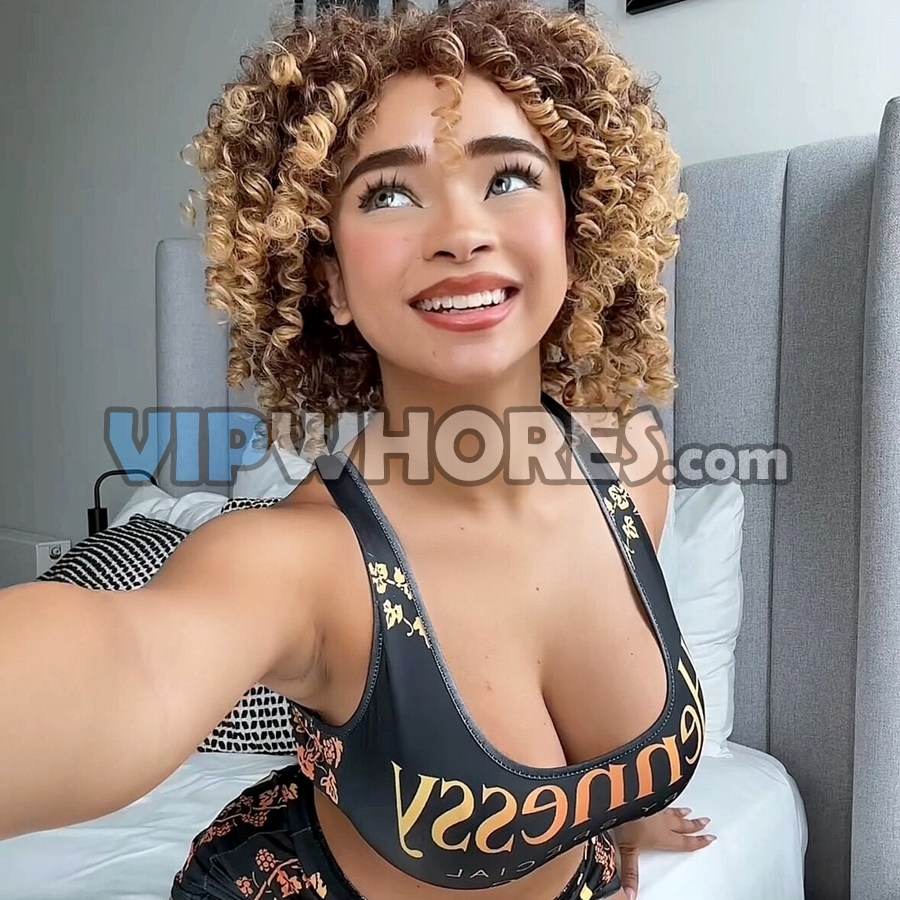 Onlyfans Leaked Siterip of @kiarapeachlegit